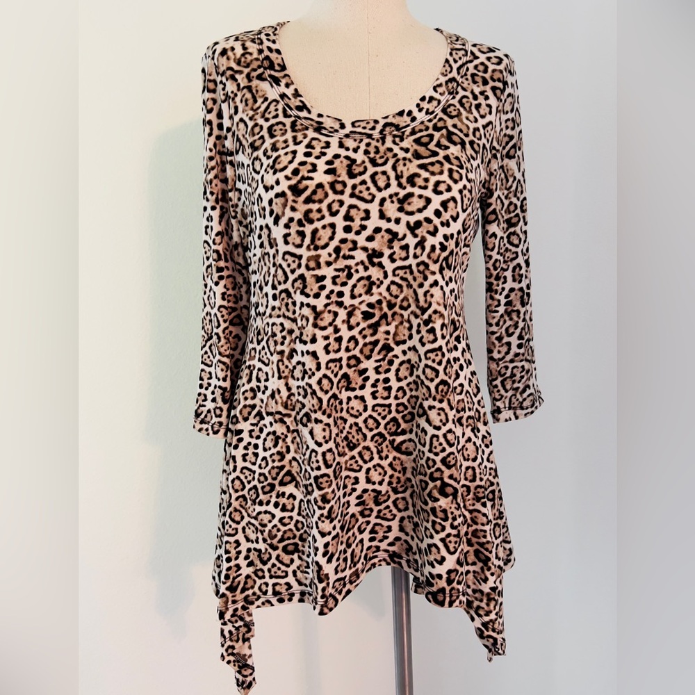 Animal Print CHAUS New York women’s blouse